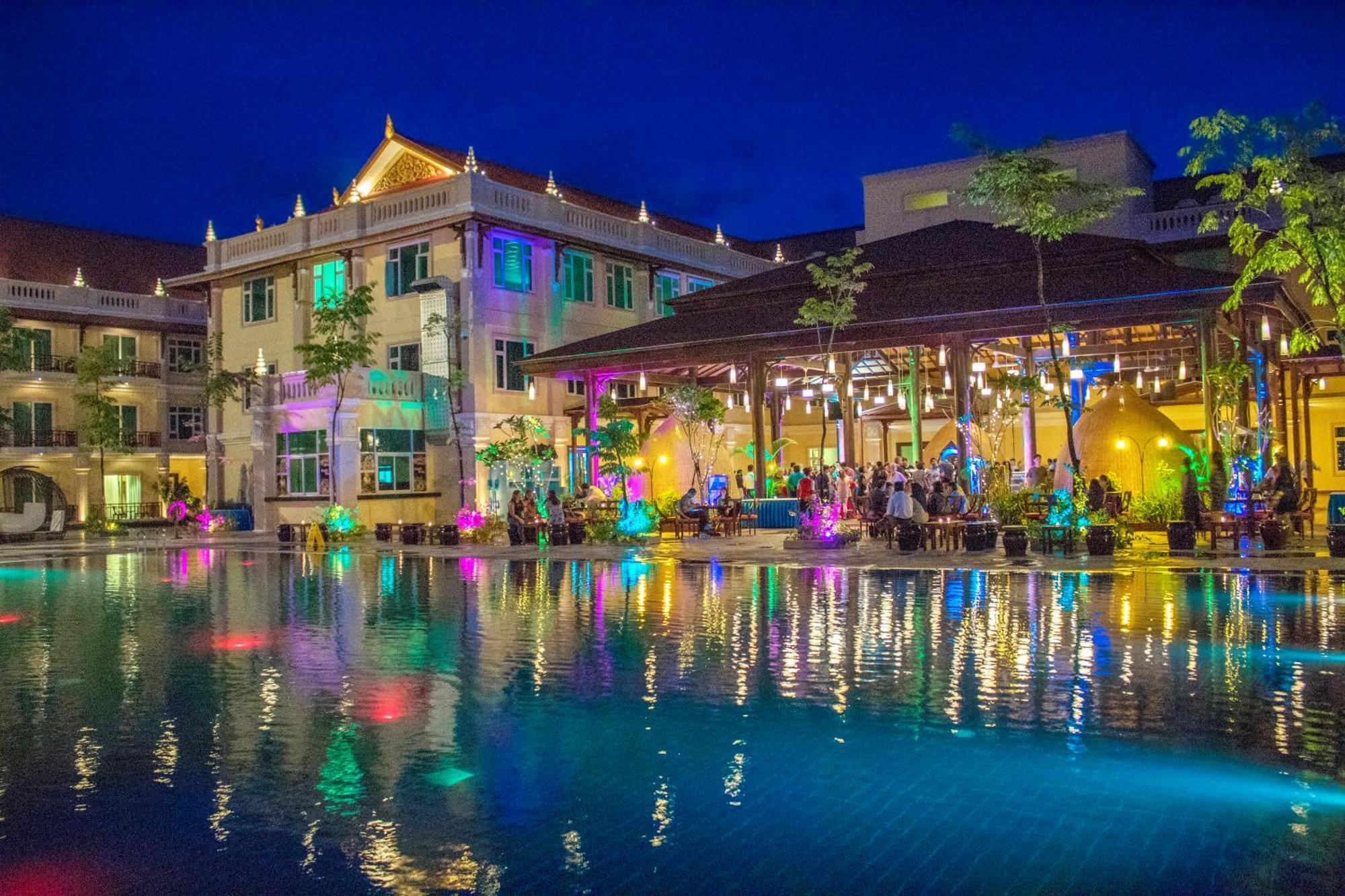 Sokha Siem Reap Resort & Convention Center Exterior photo