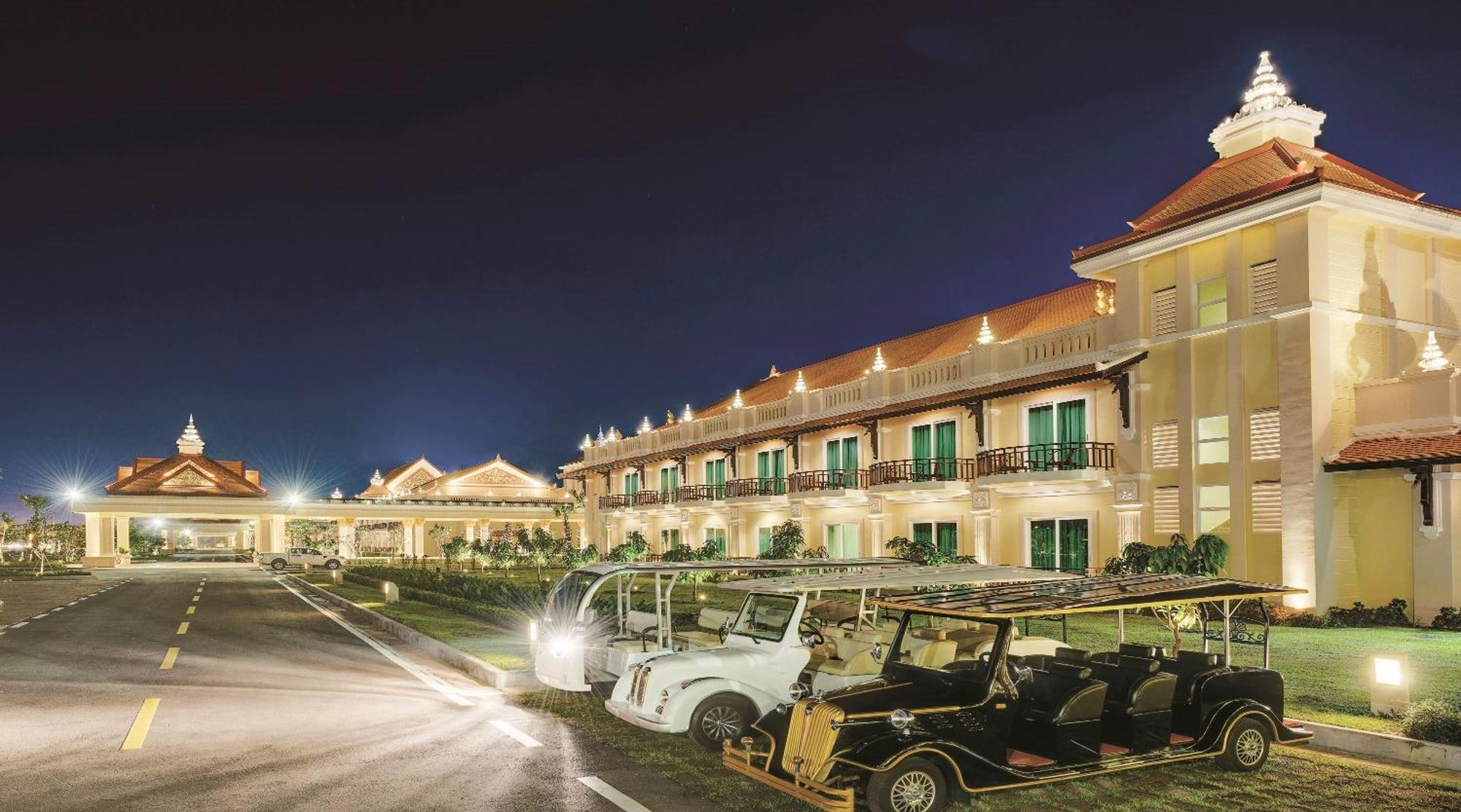 Sokha Siem Reap Resort & Convention Center Exterior photo
